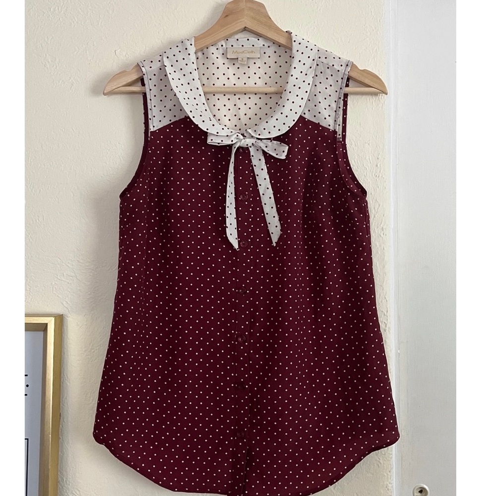 Modcloth tie-neck sleeveless blouse